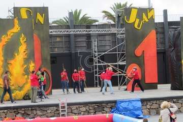Las fiestas patronales dan vida al auditorio del mayor parque urbano de Telde/TA.